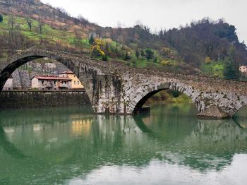 Tuscany’s white giants