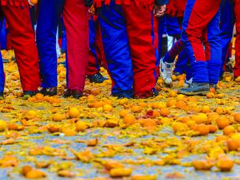 Having a ball – Italy’s largest food fight